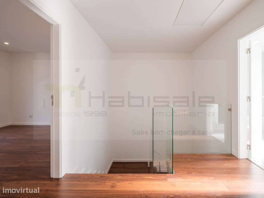 Moradia T3, situada em Areia Cascais, a curta distância da praia do...-30