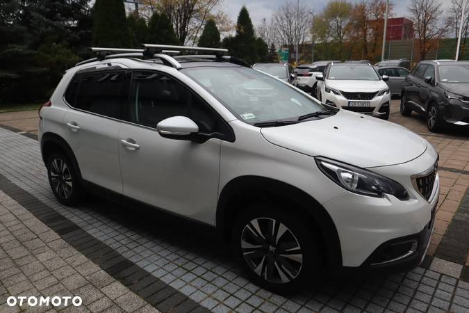 Peugeot 2008 1.2 Pure Tech GPF Allure S&S EAT6 - 6