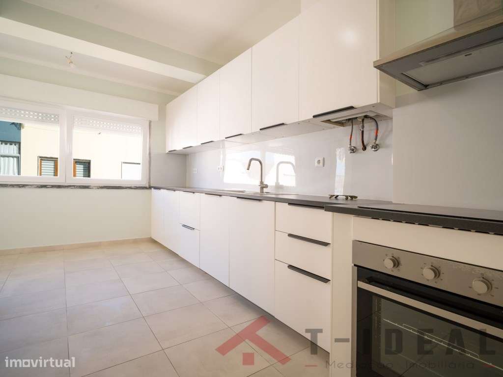 Apartamento T3 no Centro da Lourinhã - Renovado, Excelente Exposiçã... - Grande imagem: 5/48