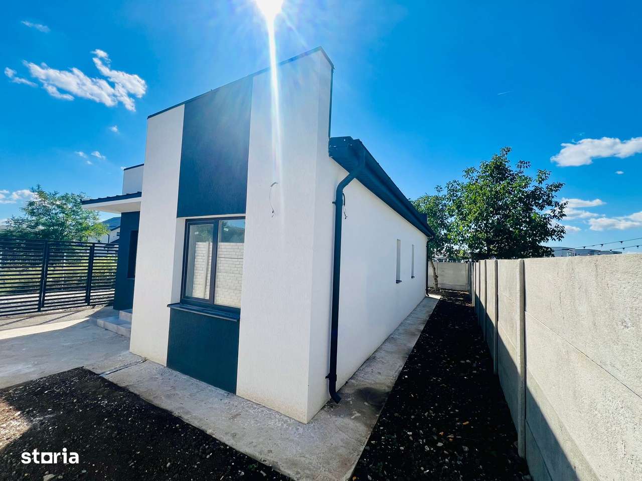 Casă individuală nouă de vânzare // 4 Camere, 2 Băi // Comuna Berceni - Imagine principală: 4/17