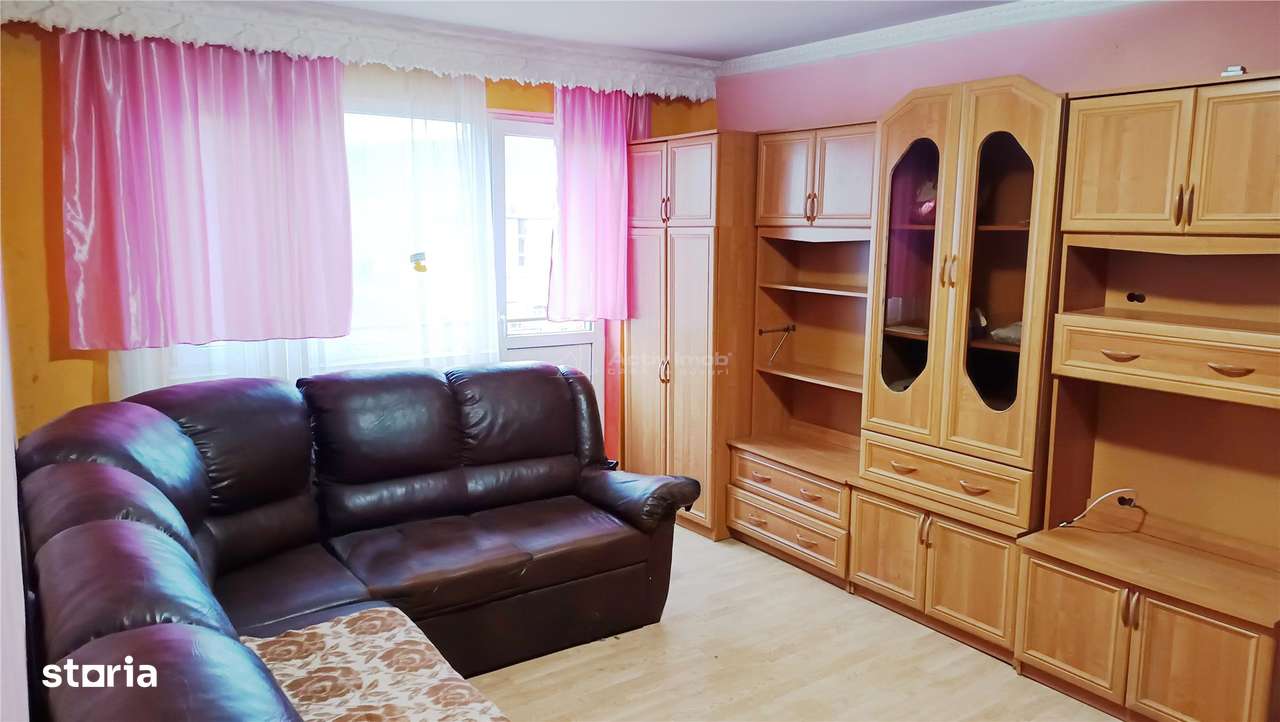 Apartament 2 Cam. Semidecomandate – Moldova NouaCS - Imagine principală: 2/18