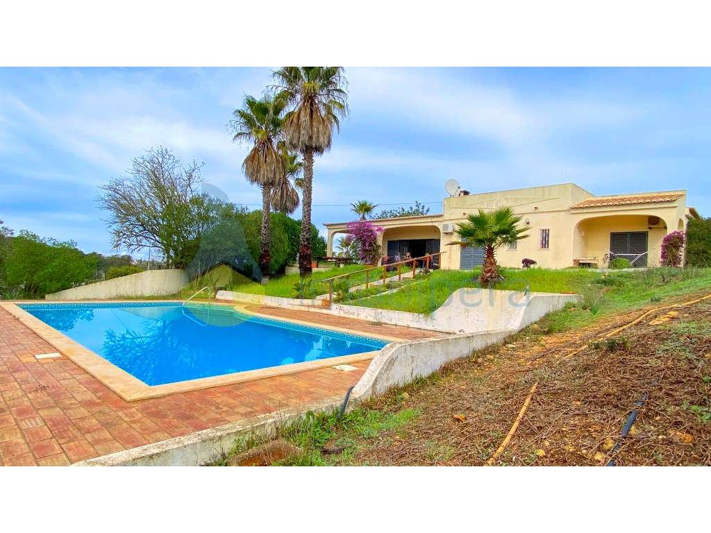 Moradia T3, numa quinta em local icônico, no Sitio do Gramacho em L... - Grande imagem: 2/29