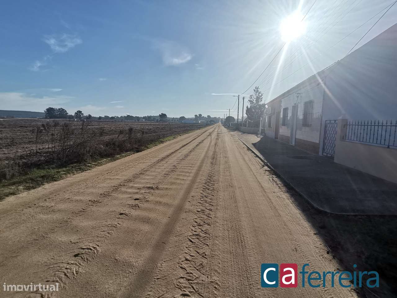 Terreno com duas propriedades em Foros de Benfica - Grande imagem: 5/16
