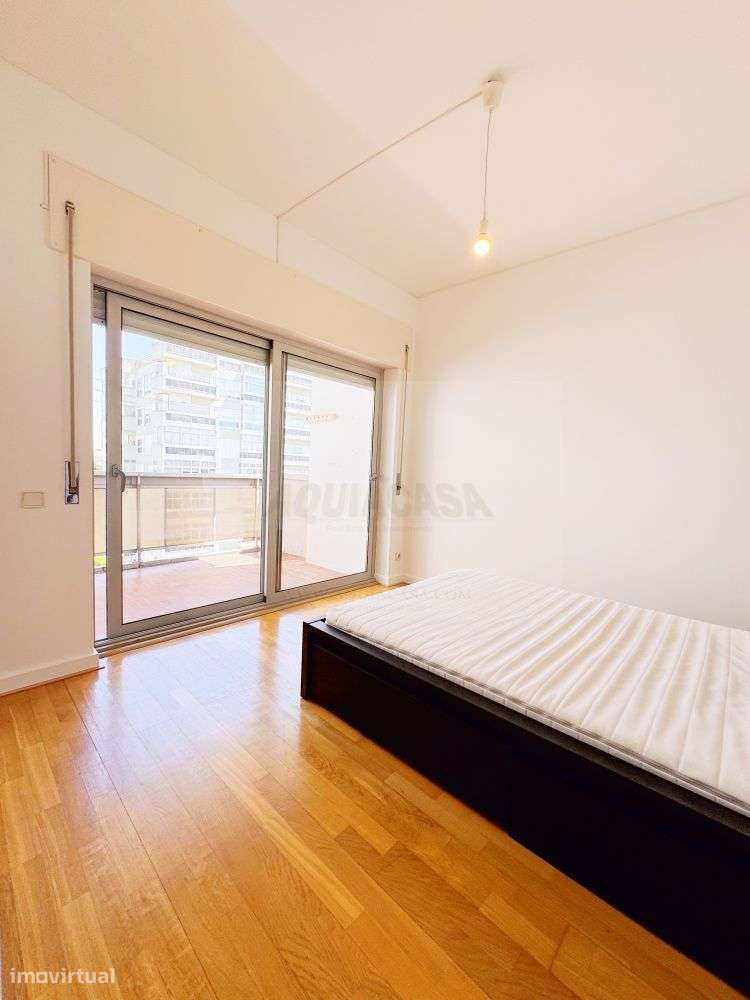 T3mobilado junto a Polo Universitário-9