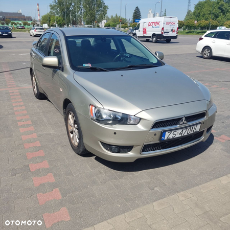 Mitsubishi Lancer 1.8 Invite LPG - 2