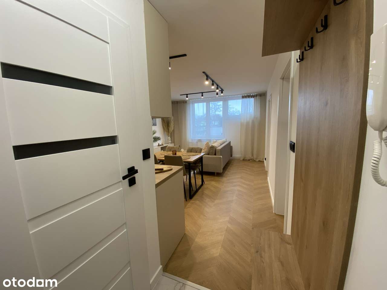 Bez prowizji !!! Po generalnym remoncie gotowe do wejścia !!! - Pełny obrazek: 5/18