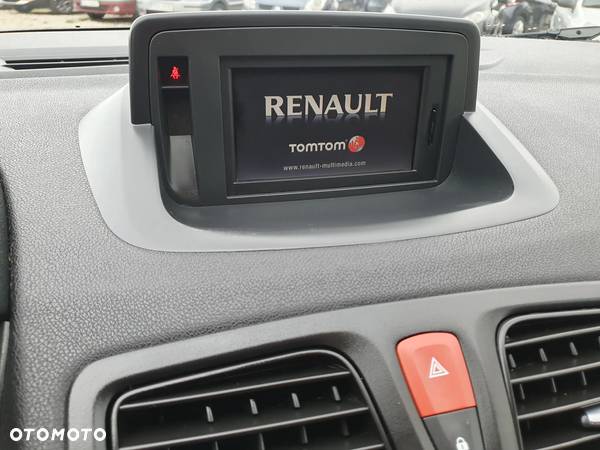 Renault Fluence 2.0 16V Privilege X-Tronic CVT - 14