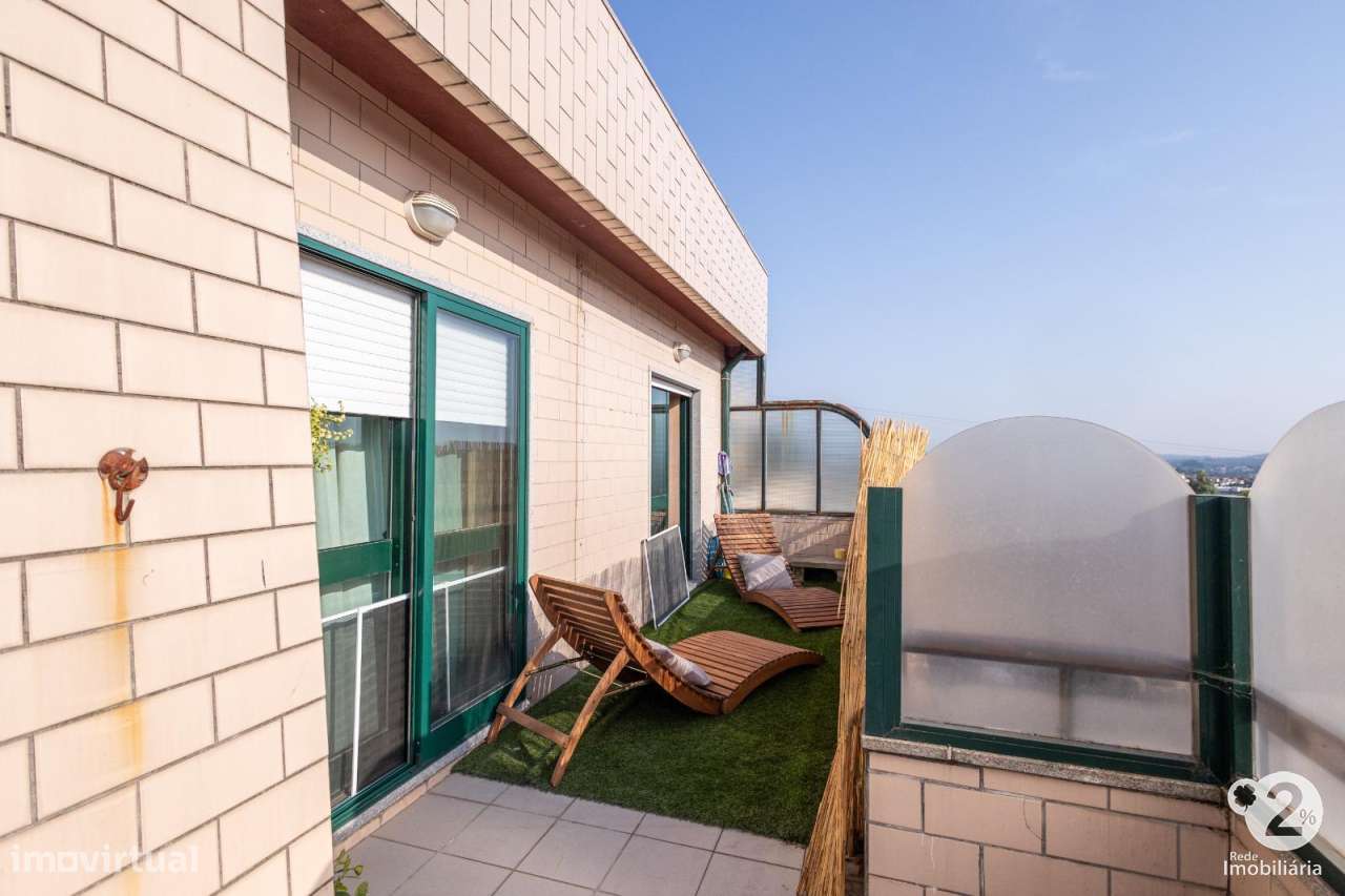 Apartamento T4 com terraço em Rio Tinto-11