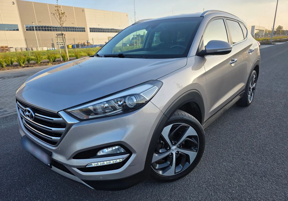 Hyundai Tucson III blue 1.7 CRDi 2WD Passion Plus 2015