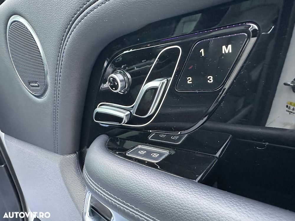 land-rover range-rover   3 0 i6 d300 mhev autobiography