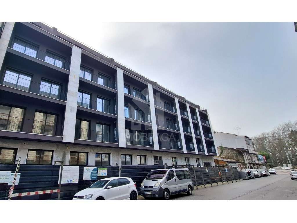 Venda de Apartamento T1 C/Varanda Novo - No Centro de Braga - Grande imagem: 2/23