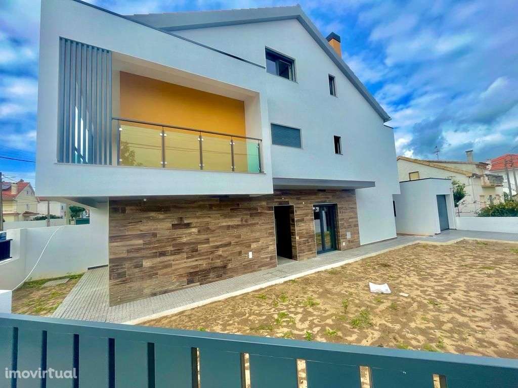 Moradia Nova na Quinta do Conde Imovirtual