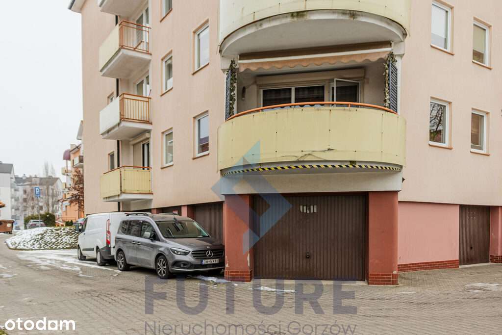 Mieszkanie 3 pokoje Osiedle Górczyn (+garaż )-16