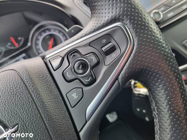 Opel Insignia 1.6 CDTI Cosmo - 19