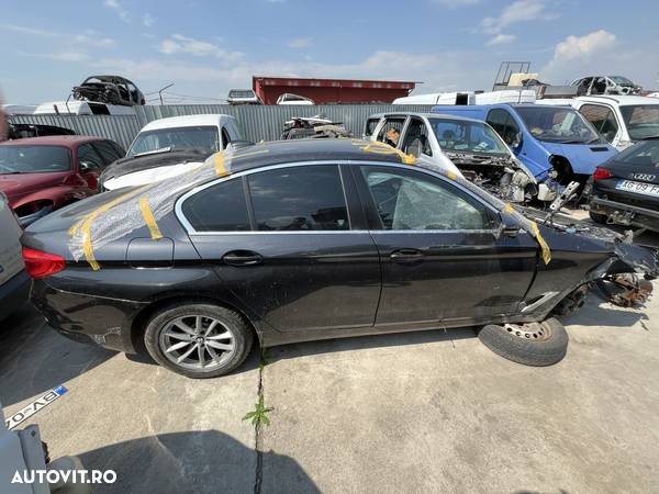 Bara spate cu senzori de parcare BMW Seria 5 2018 Berlina Negru - 4