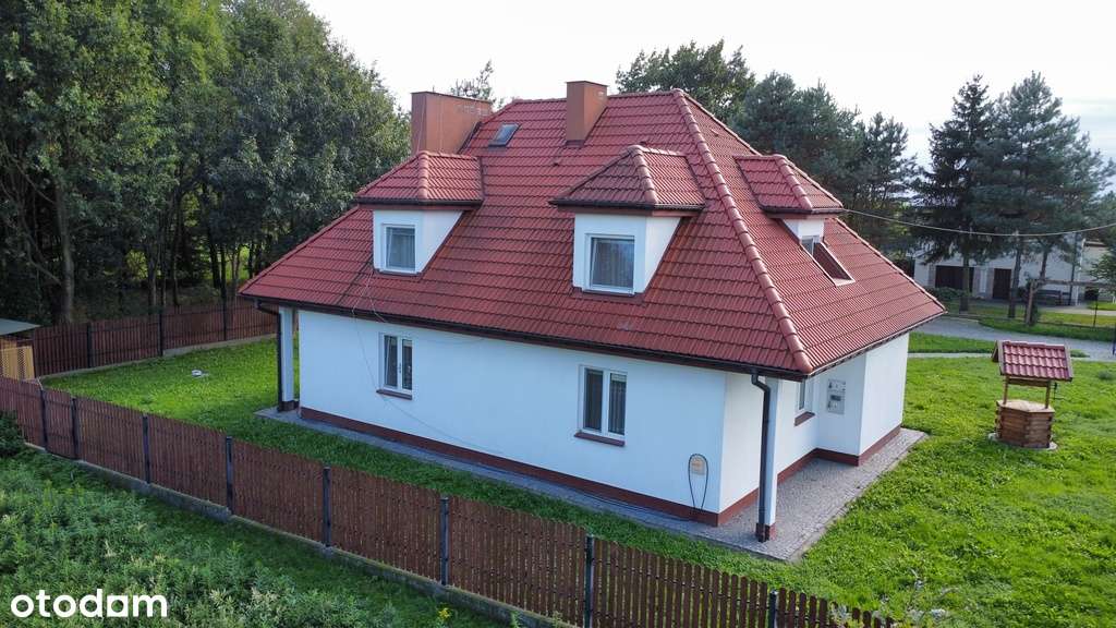 Dom pełen charakteru w stylu polskiego dworu-5