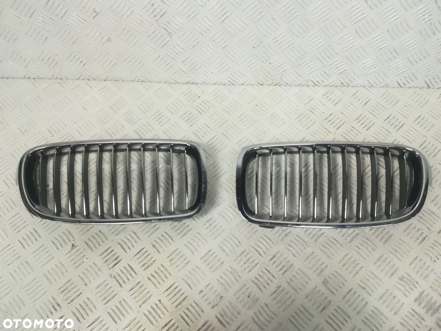 BMW 3 F 30 31 35 N GRILL ATRAPA NERKA KOMPLET LP - 2