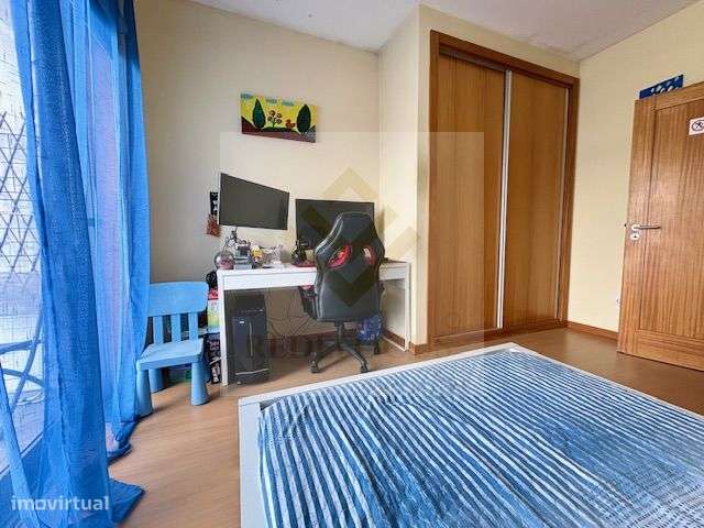 Moradia T4 com espaço exterior em Válega-26