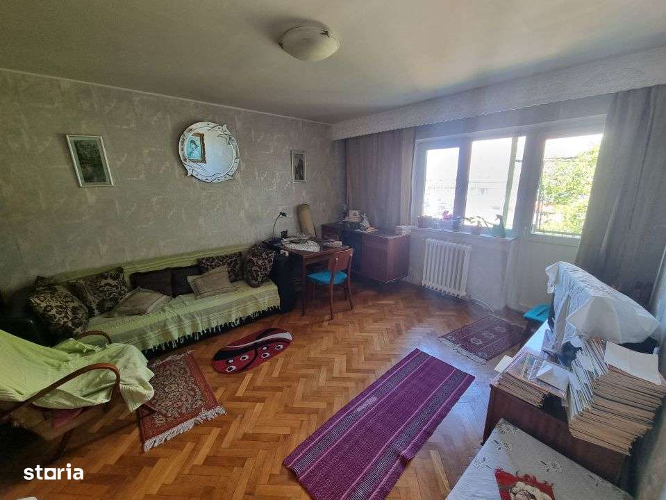 Apartament 2 camere decomandate, etaj 3, Zona Centrala - Imagine principală: 3/9