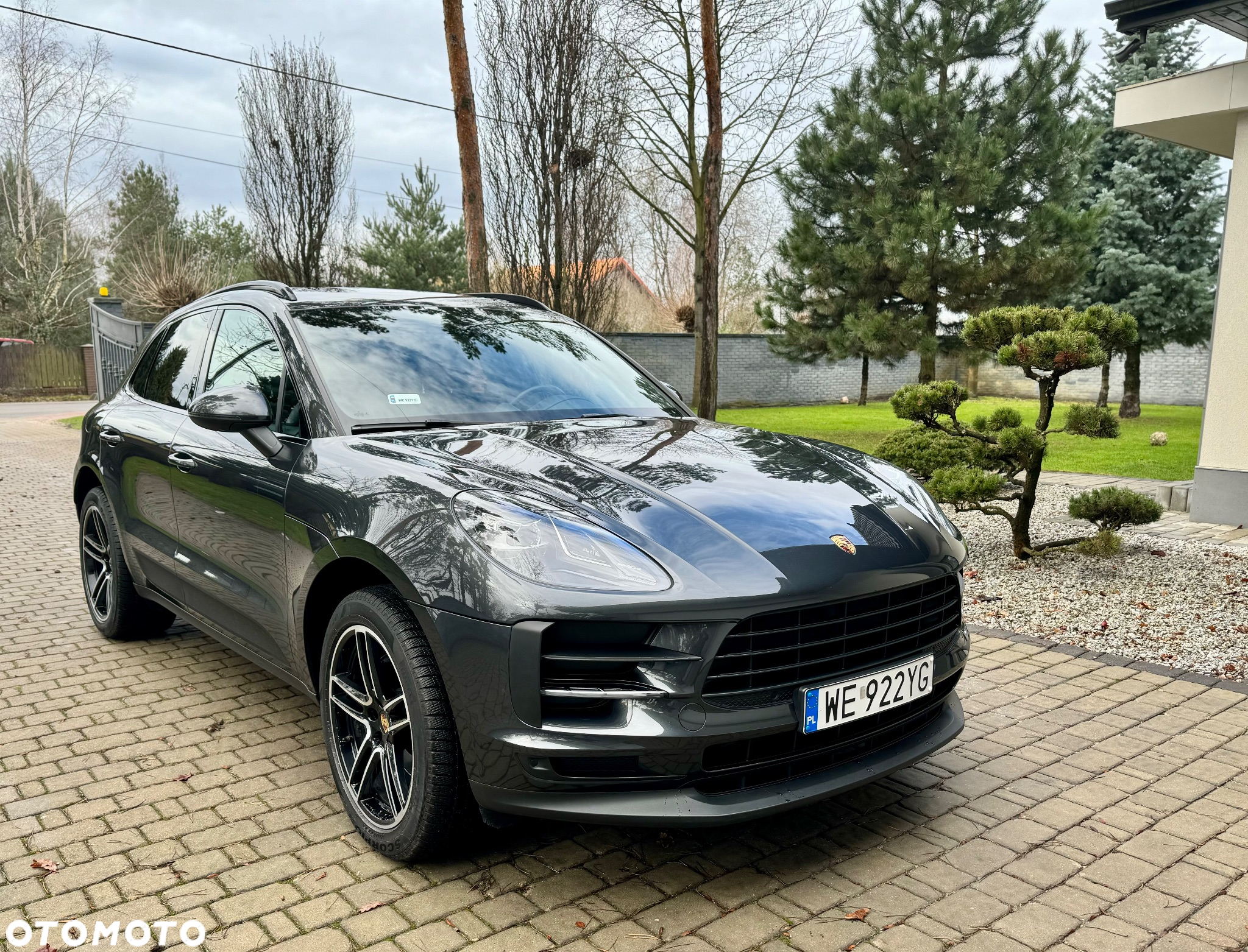 Porsche Macan Standard - 2