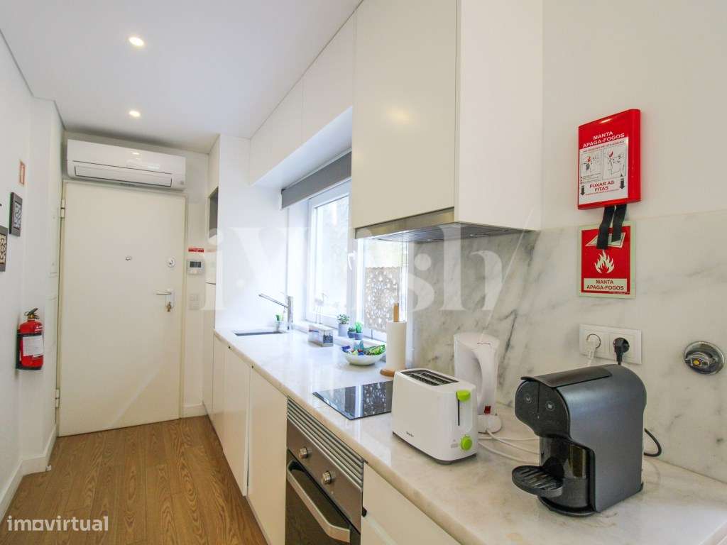 Apartamento T1 com AC - Rua do Almada, Centro do Porto - Grande imagem: 4/21