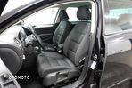 Volkswagen Golf 1.6 TDI DPF BlueMotion Technology Comfortline - 25