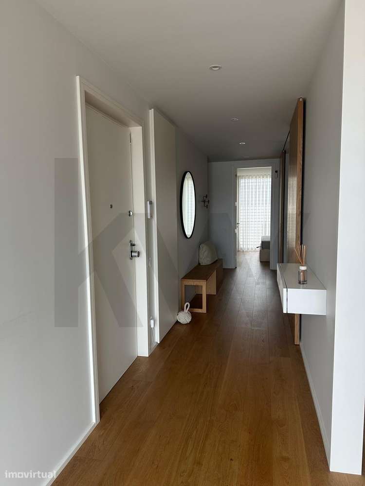 Recuado em Matosinhos Sul - Apartamento T2 de luxo novo (último piso)-16