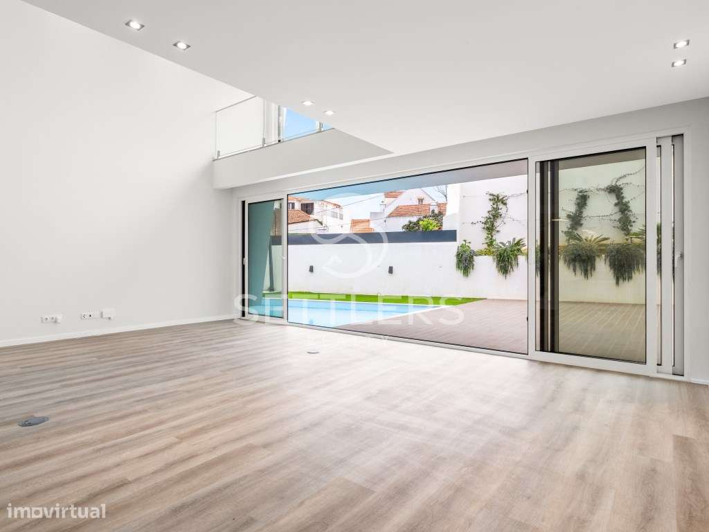 Moradia T4 isolada - Parede-5