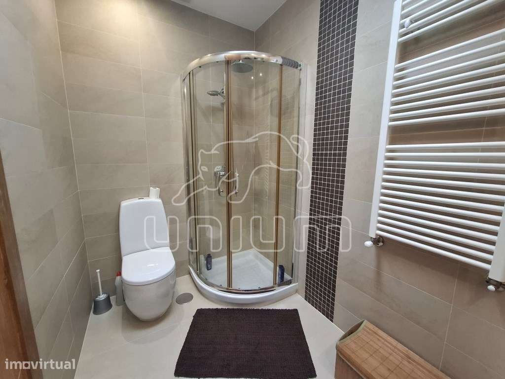 Fabulosa Moradia Geminada T3 com Jardim-18