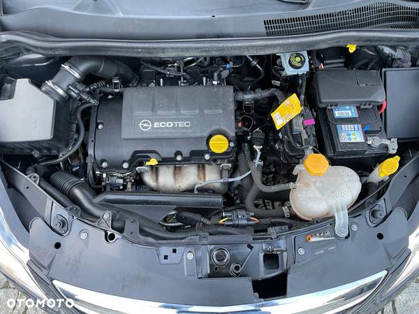 Opel Corsa 1.2 16V Edition / Active - 34