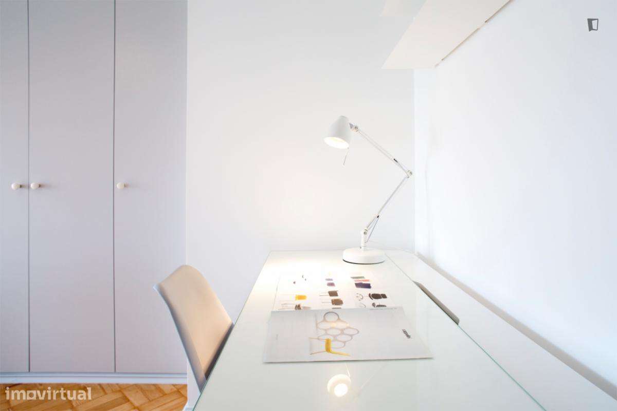 Quarto - localizado em Alvalade Lisbon - Grande imagem: 5/8