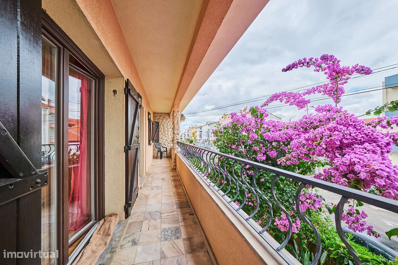 Moradia Geminada 4 Quartos - Pinhal Novo-29