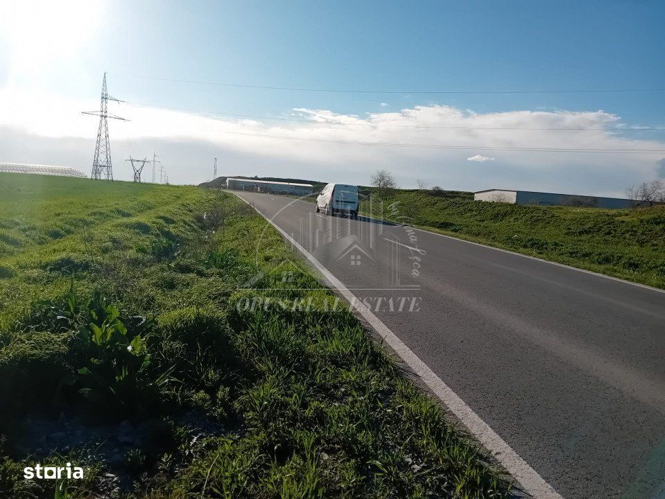 Teren intravilan(cariera Ovidiu)