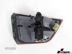 Farolim da mala Direito Seminovo/ Original BMW X3 (F25) 63217217310 - 3