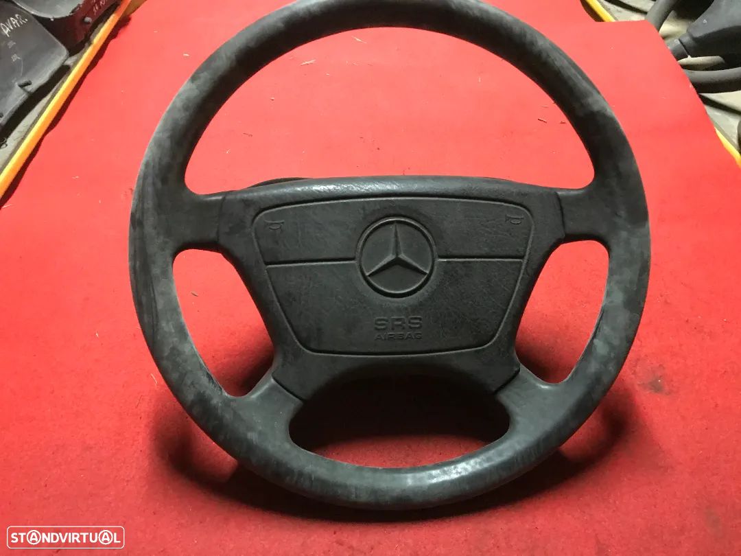 VOLANTE MERCEDES-BENZ - 1