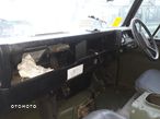 Land Rover Defender - 7