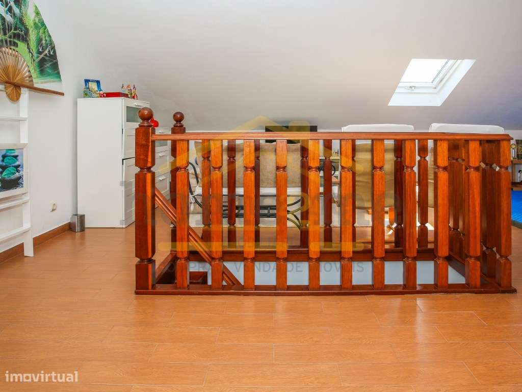 Fantastica Moradia de T3 com garagem e vista desafogada-23
