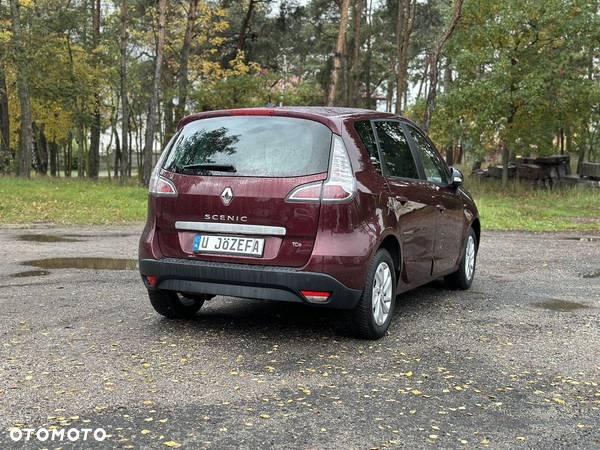 Renault Scenic - 11