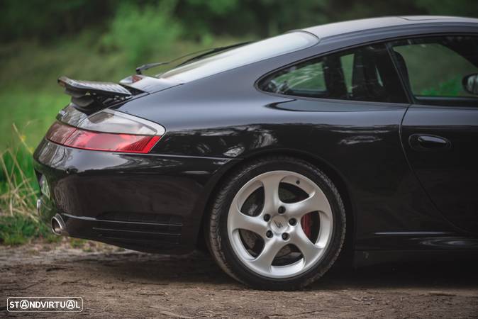 Porsche 996 Carrera 4 S - 20