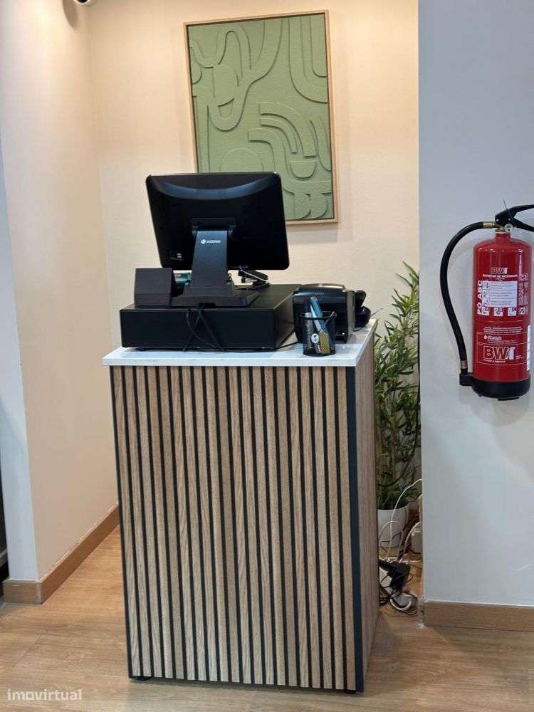 Excelente Oportunidade de Cafe Gourmet no Centro da Maia-15