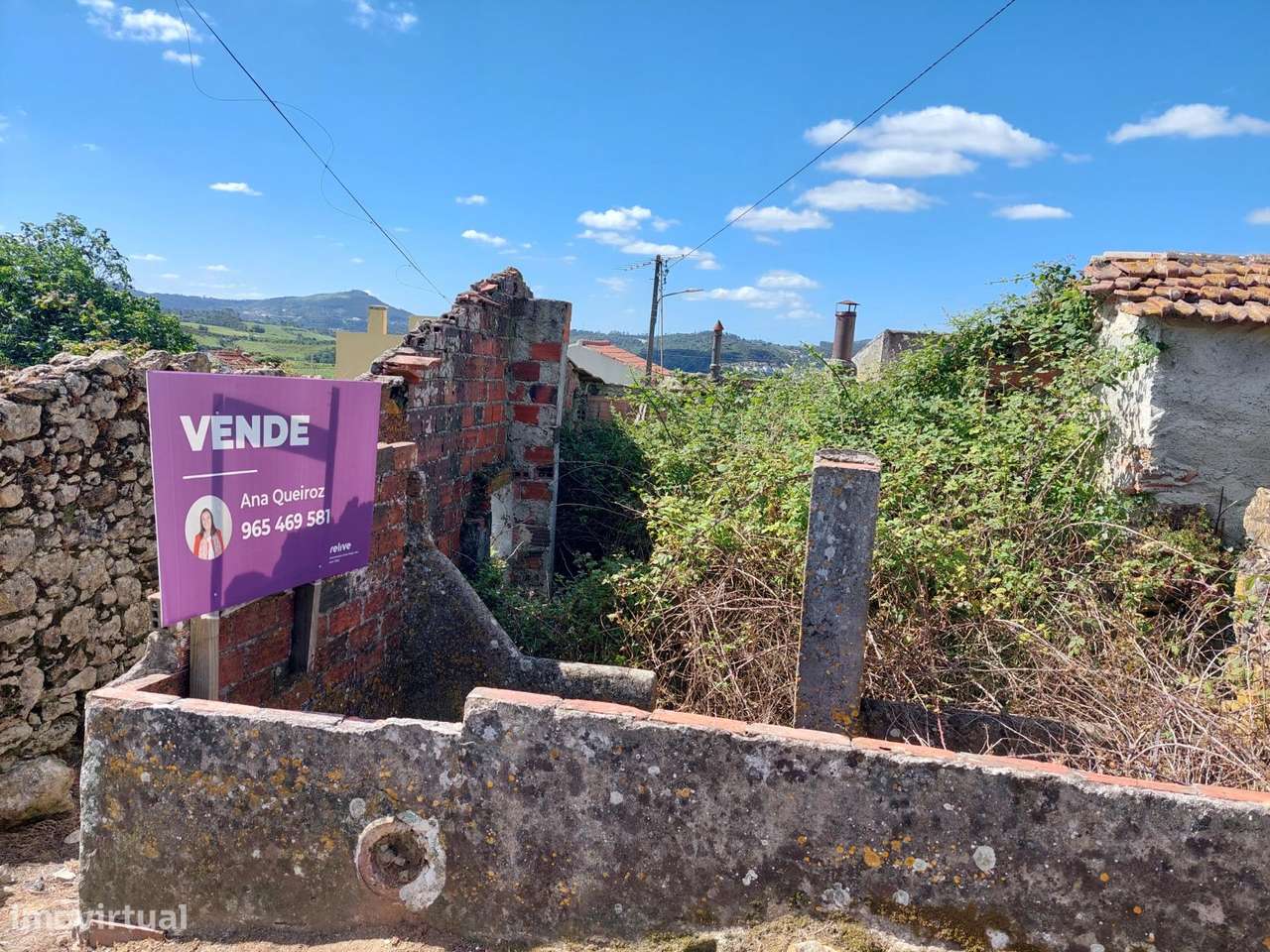 Terreno com Ruina e Projeto em curso para Moradia T2 Geminada , no...-27