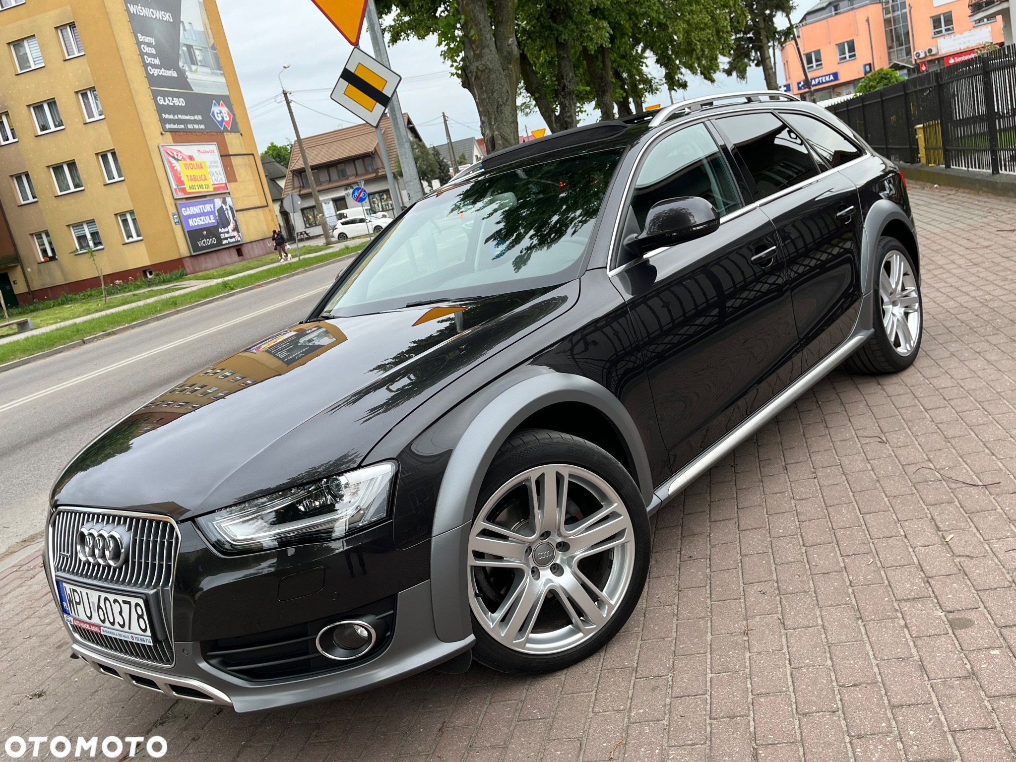 Audi A4 Avant 2.0 TDI DPF quattro S tronic S line Sportpaket - 24