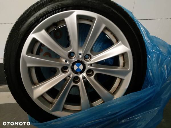 BMW Seria 3 320i - 32