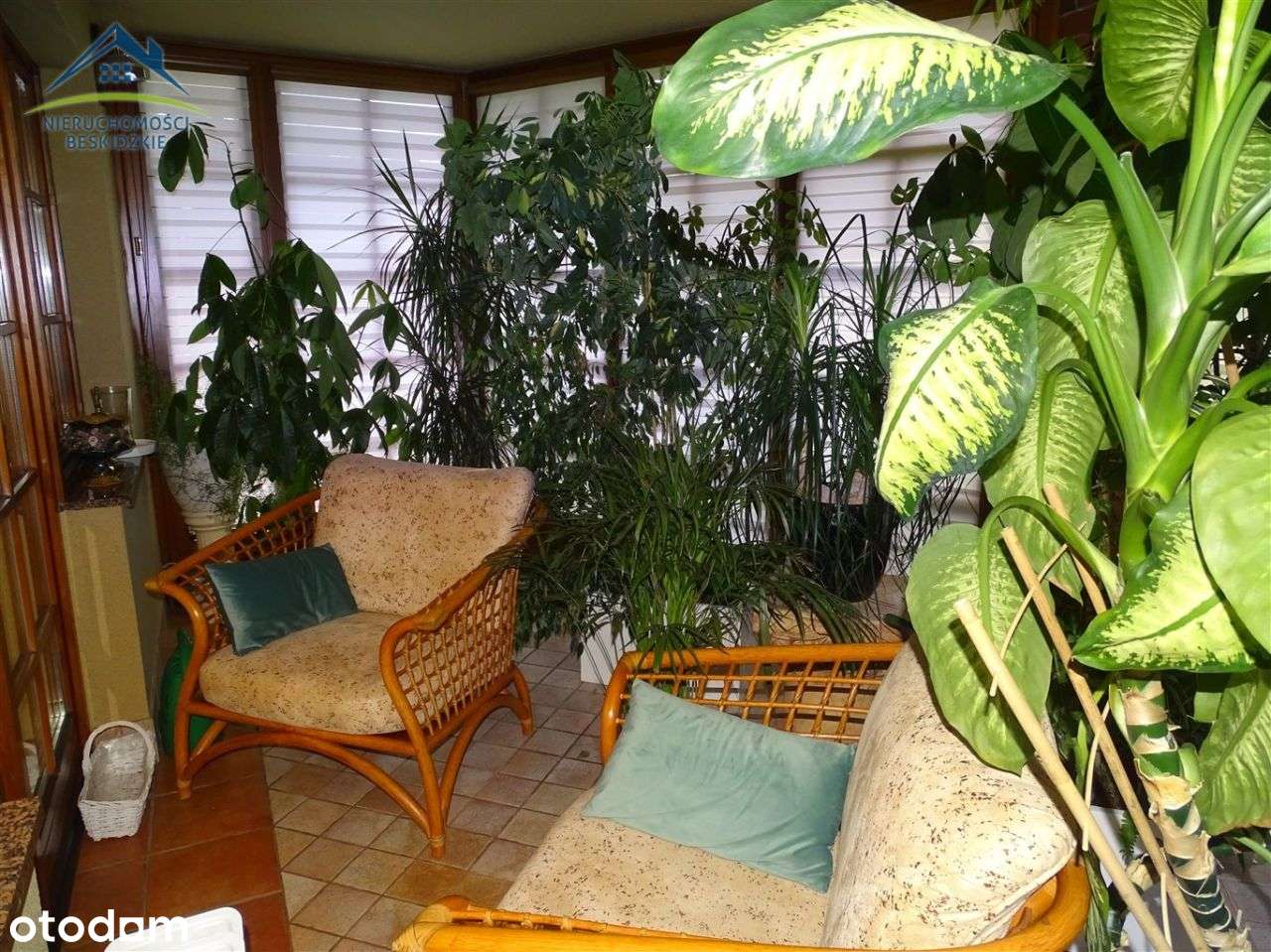 Niezwykły dom w Ustroniu - dla koneserów piękna!-6