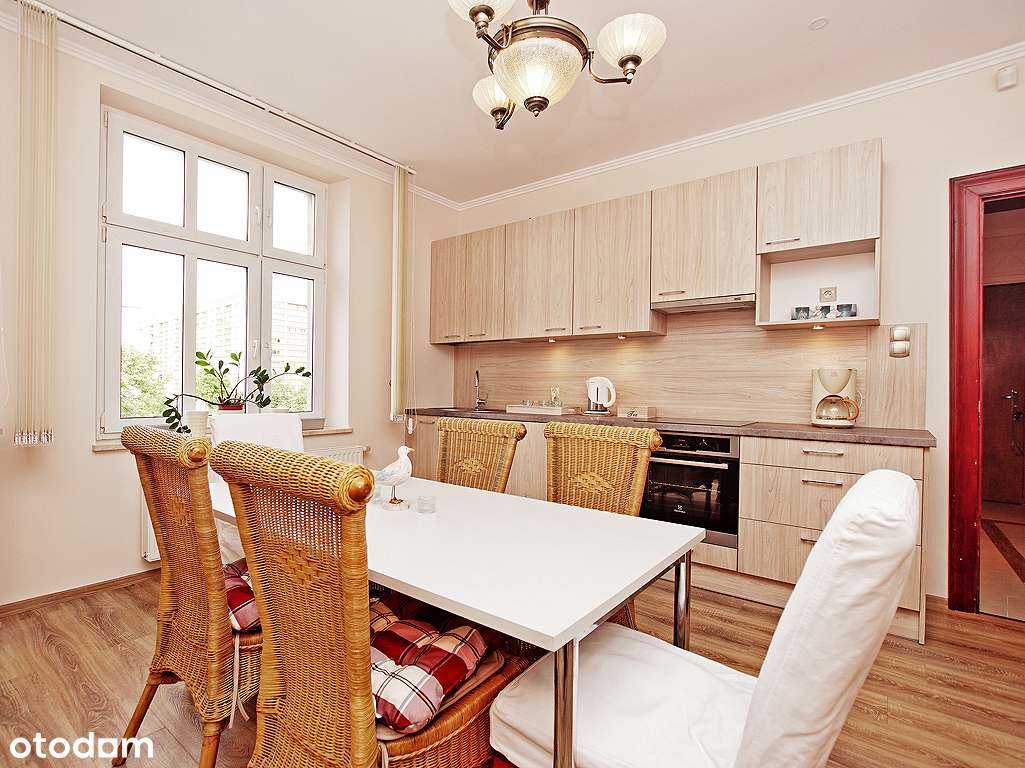 Gdynia Centrum/ 3 przestronne pokoje/ 2 balkony-13