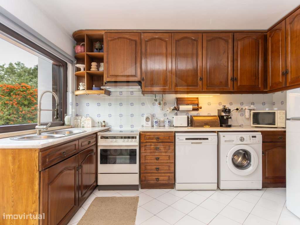 Moradia T4 em Alto das Vinhas-30