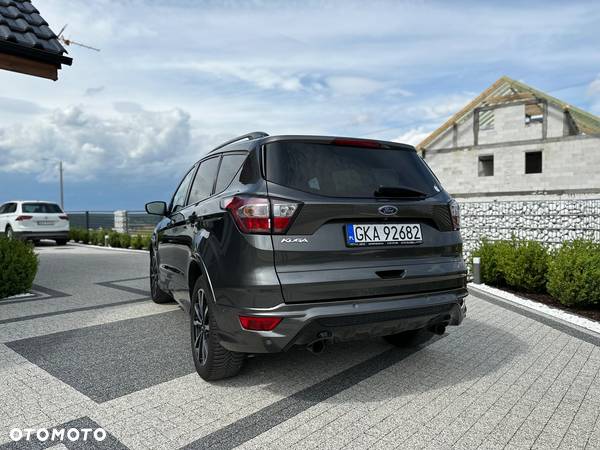 Ford Kuga 2.0 TDCi 4x4 ST-Line - 9