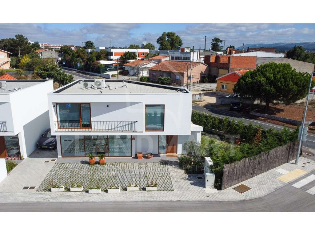 Moradia T3, Benedita-19