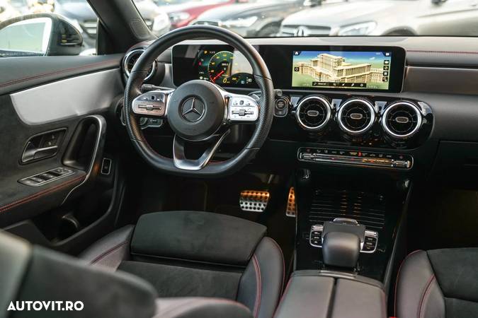 Mercedes-Benz CLA 200 7G-DCT AMG Line Advanced Plus - 10