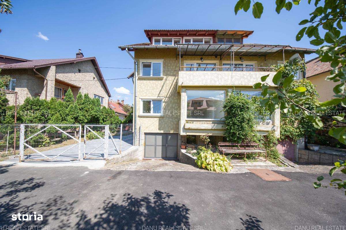 Vila deosebită de vânzare în centrul istoric al Brașovului-14